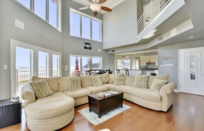 Chateau Soleil - Photo 14