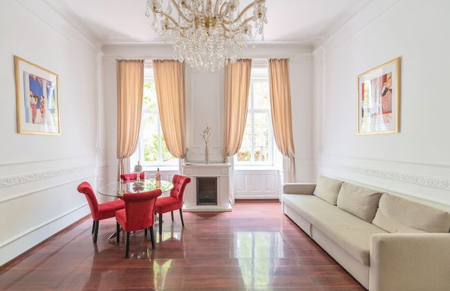 Music Academy Suite Café Vian Apartman Kft - Photo 22