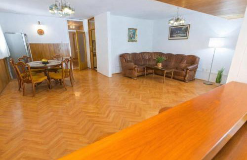 large & spacious apartment with fantastic views - Foto 5