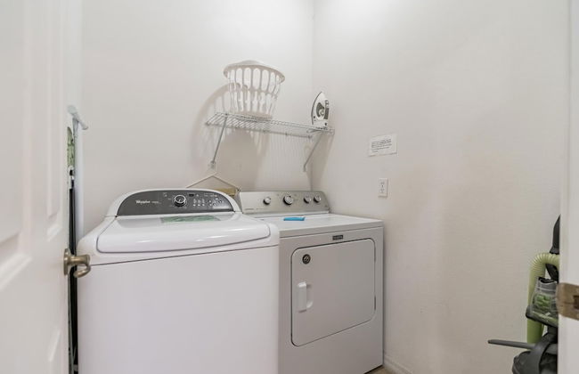 Huge Screened Patio That Overlooks Lake Buck, Near Famous Attractions!! - Foto 12