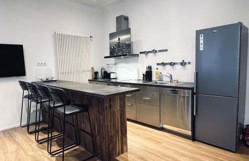 Loft directly next to Oktoberfest and downtown - Photo 6