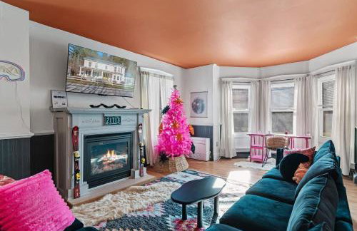 Game Room 10 Min to Trails - Foto 1