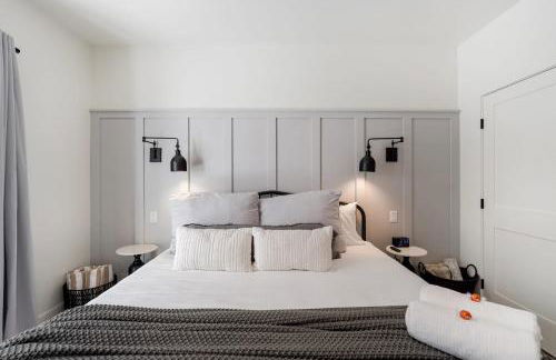 Whitewater Villa - 5BR Luxury Retreat with Hot Tub - Foto 55