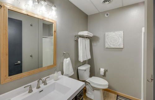 Modern Yankton Apartment Near Riverside Park! - Foto 14
