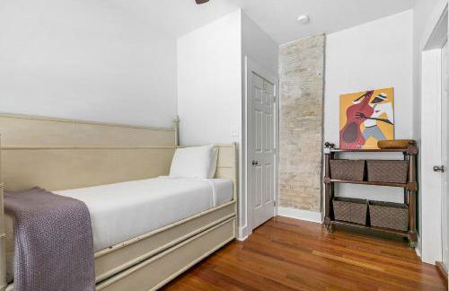 Cozy and Charming House with Luxury Amenities - Foto 33