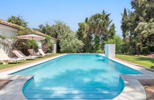 Elegant Villa with Pool & Golf Range in Sotogrande - Foto 16