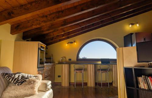 Openspace Attic Apartment with terrace, Wi-Fi - Foto 29