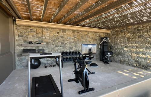 Bonzoe Suites & Villas - Photo 5