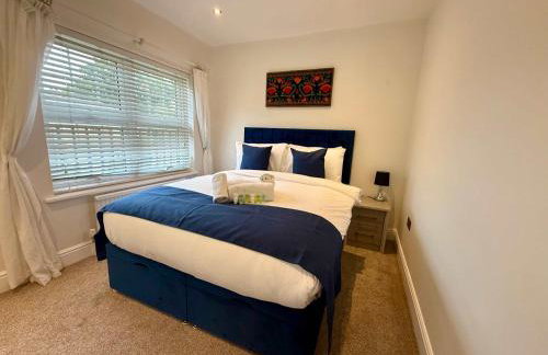 Refined Cottage Living Near Ascot & Windsor - Foto 1