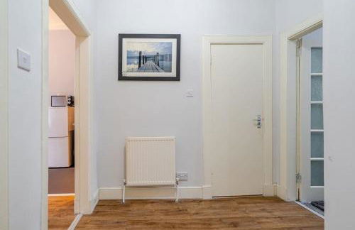 Stunning Newly Furnished Ground Floor Apartment - Foto 30