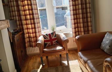 Woolly Hill House - Beautiful Townhouse in the Heart of Wooler - Photo 6