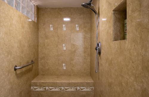 Poolside Splendor! Spacious De Anza Golf Club Home - Foto 20