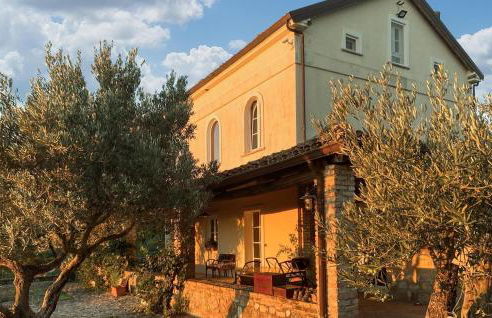 4 Bedroom Gorgeous Home In Satriano - Foto 6