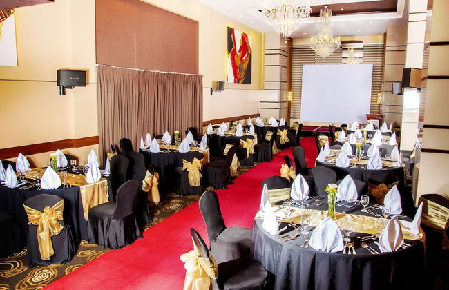 The A. Venue Hotel - Photo 36