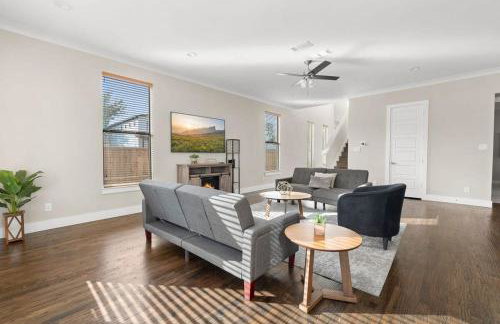 Trinity Groves Retreat - Large Modern 5 BR Home - Foto 37