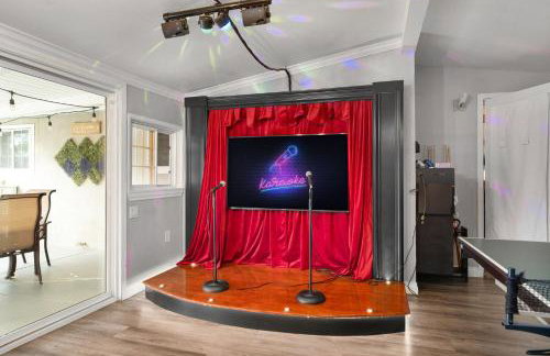 Mickeys House by OC Adventure Homes - Photo 20