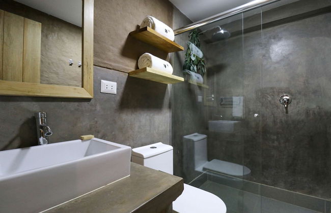 w Majestic 3BR House in Villa Sagrado - Foto 40