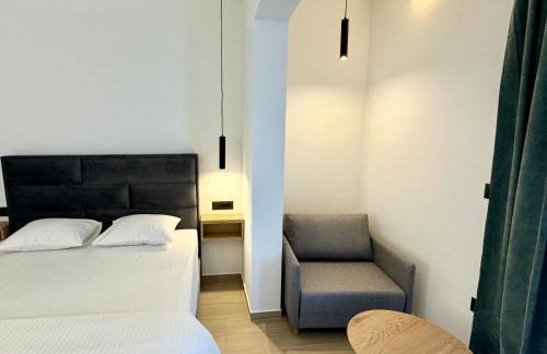 LUX Apartments - Photo 5