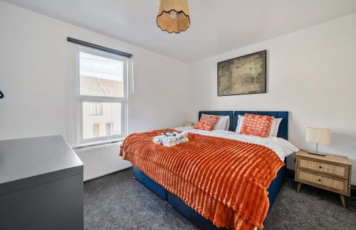 Modern Bletchley home with stylish decor - Foto 5