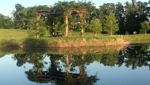 Beautifully Furnished Barn Getaway Located on a Sustainable Living Farm near Metropolis, Illinois - Foto 5