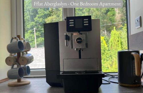 Llew Accommodation - The Townhouse - Photo 16