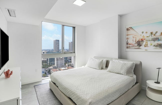 Amazing Apartments with city Views - Photo 23