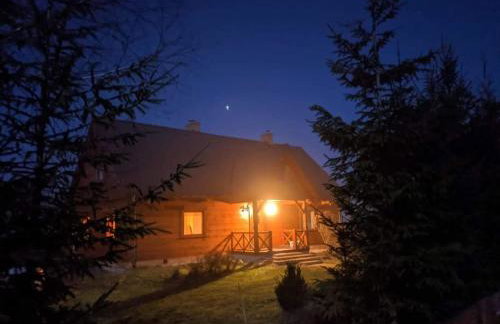 Uroczy drewniany dom w ciszy i spokoju - Foto 12