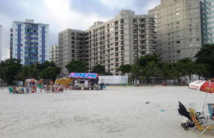 Apto frente ao mar, ar cond. frio e Wi-Fi - Foto 60