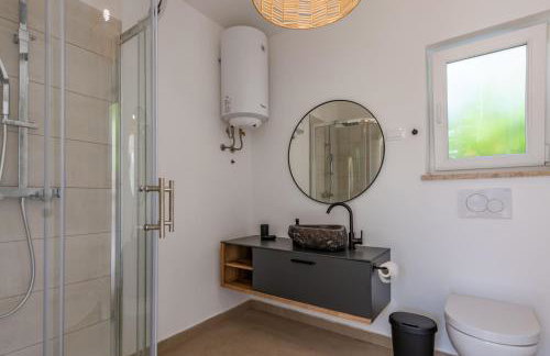 Villa Noa's Pool House, a modern and luxurious villa near the sea - Foto 42