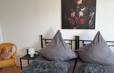 Schwarzwald Style - Ruhige & komfortable Fewo in zentraler Lage Solemar & Kliniken - Ideal für Kurgäste, Begleitpersonen, Berufspendler - Attraktiv für längere Aufenthalte - Foto 1