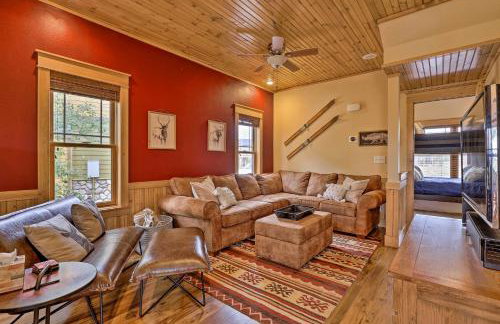 Fish, Hike and Ski Riverfront Granby Cabin! - Foto 4