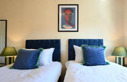 Bright 3BR House Ideal for Families & Groups - Foto 31