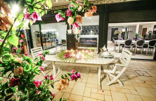 Villa con parco e piscina - Foto 13