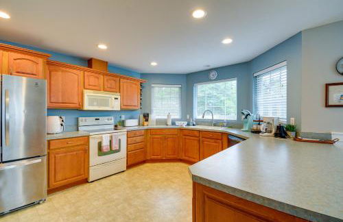 Pet-Friendly Westport Vacation Rental with Hot Tub! - Foto 9