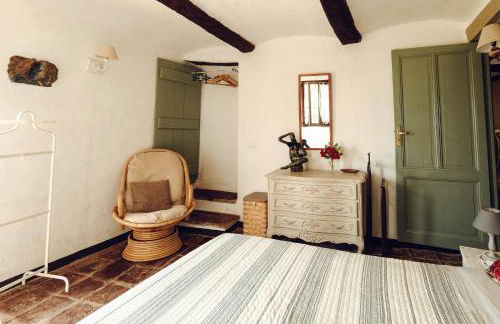 Maison typique avec vue sur les vignes des Langhe - Foto 15