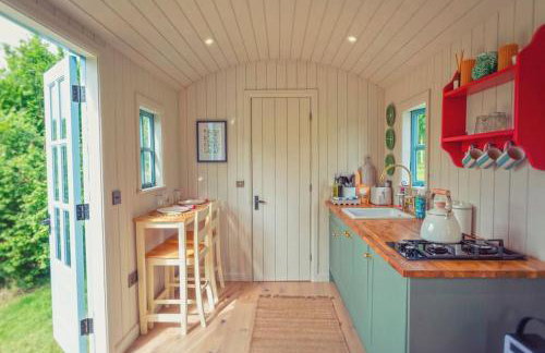 Luxury hut on the River Arle - Foto 5