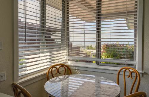 Stunning Bay-View Home in Kensington! - Photo 12