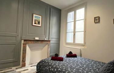 Au pied du château - Foto 3