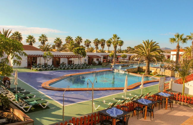 Castillo Beach Club Apartments - Photo 1