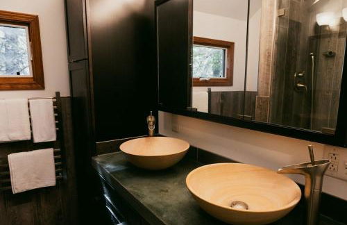 The Magic Teacup - Photo 31