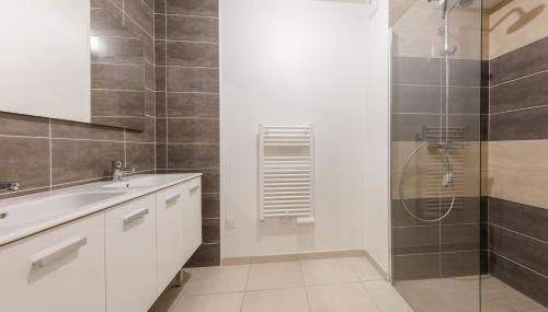 Le Monteil - Proches du GR65 et GR765 - Foto 4, Shower