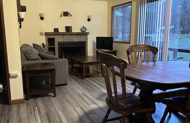 Glacier Peak Resort - Photo 27