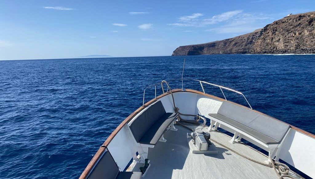 Naviguez sur la côte de La Gomera