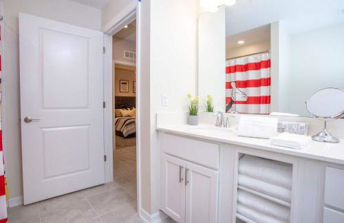 Four Bedroom Close to Disney w Screened Pool Storeylake 4910 - Foto 64