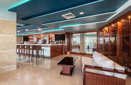 Sunny Isles 1BDR Sea View and Pool - Foto 10