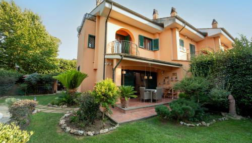 The Auroras nest - Foto 3, Garden, Garden view