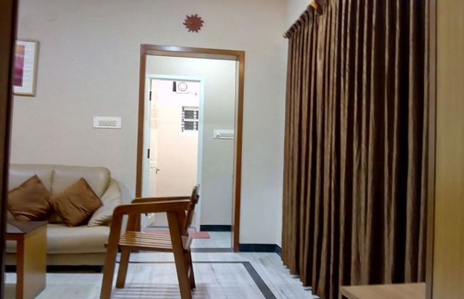 OM Residency - Photo 3