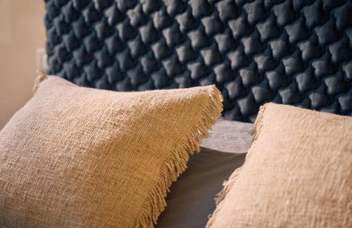 Suite atypique - Jacuzzi spa privé, en centre ville de Cognac - Foto 10