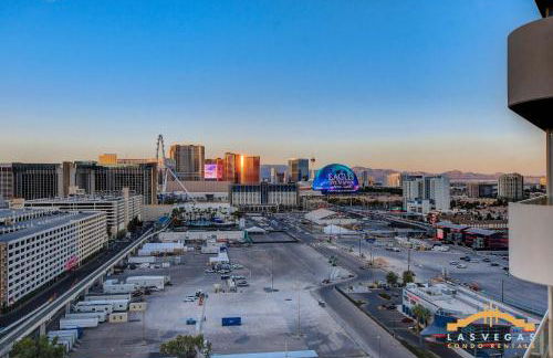 MGM Signature-17-801 1Br2Ba F1 Strip View Balcony - Foto 44