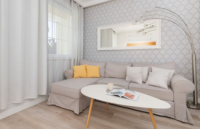 Ogrody Tesoro Apartment by Renters - Photo 35